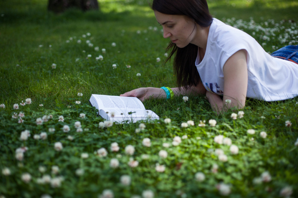 Врач объяснила, как сон на природе влияет на организм